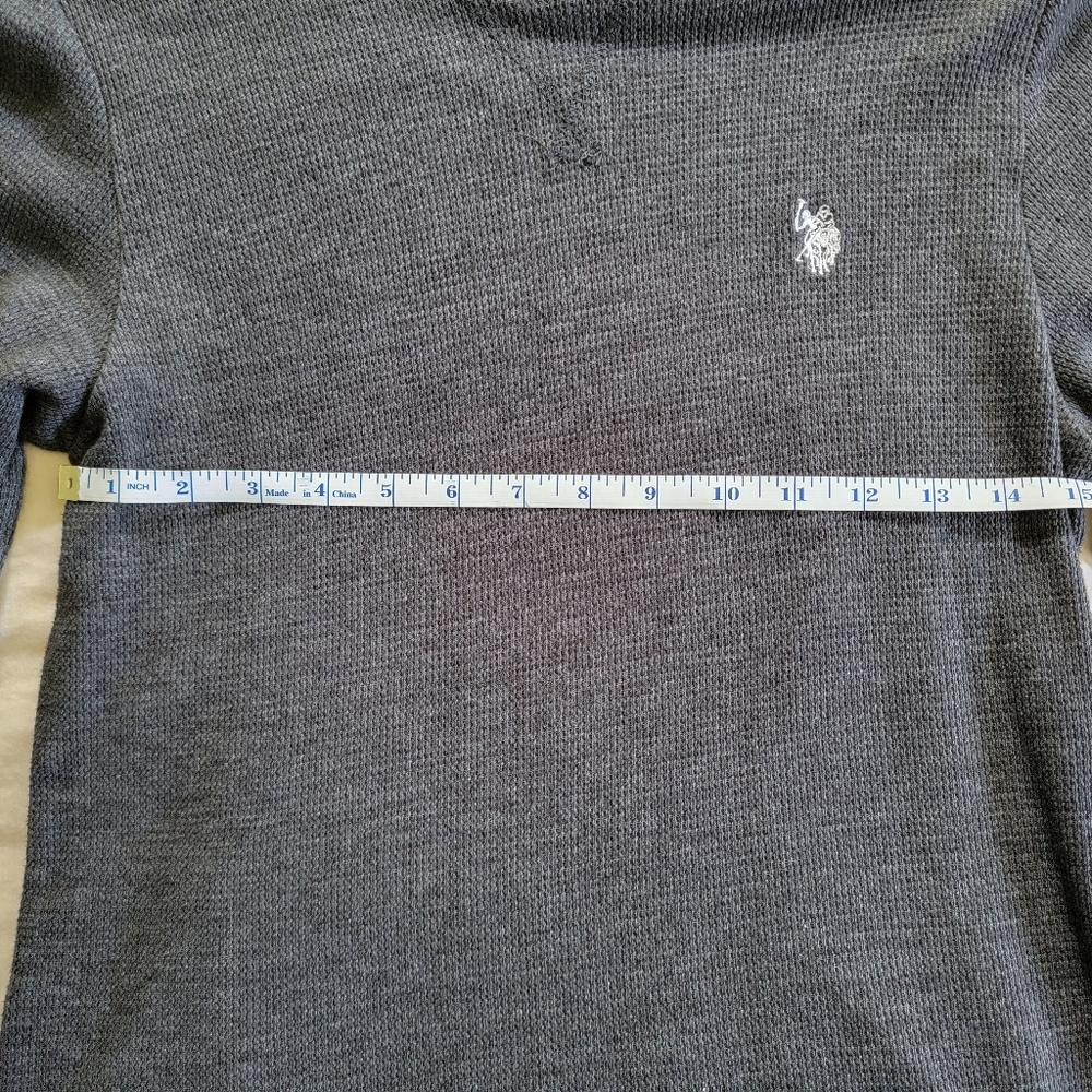 Grey Official U.S. Polo Assn Size Medium NWOT Men's waffle knit top - Picture 2 of 5